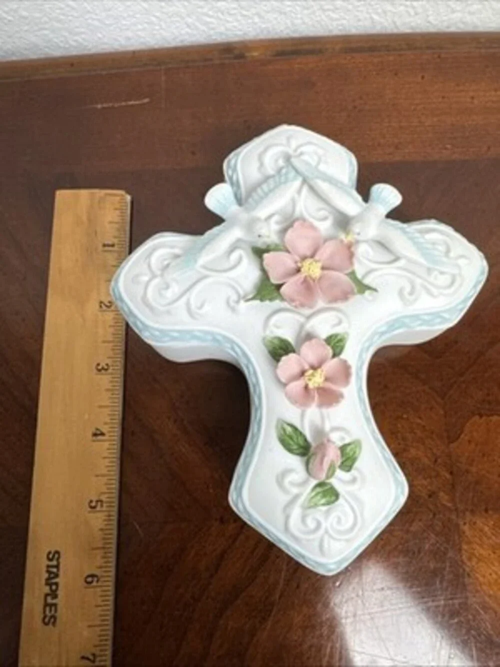 Avon Porcelain Cross Keepsake Trinket Jewelry Box 2002 New